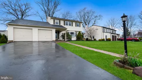 Exterior - 888 Phillips Rd, Warminster, PA 18974 photo 3 of 7