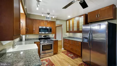 Kitchen - 888 Phillips Rd, Warminster, PA 18974 photo 2 of 4
