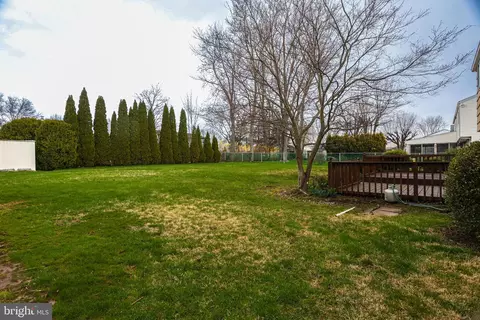 Exterior - 1028 Carousel Dr, Warminster, PA 18974 photo 8 of 12