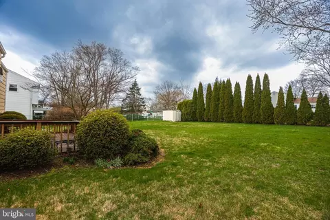 Exterior - 1028 Carousel Dr, Warminster, PA 18974 photo 9 of 12