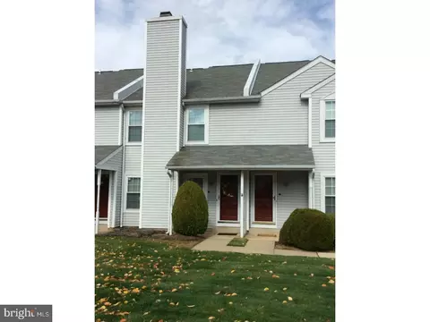 73 Stockton Ct, Newtown, PA 18940