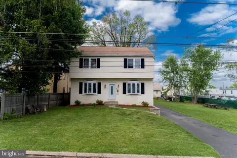 235 Olive St, Warminster, PA 18974