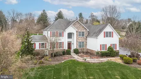 Exterior - 2285 Valley Rd, Jamison, PA 18929 photo 9 of 10