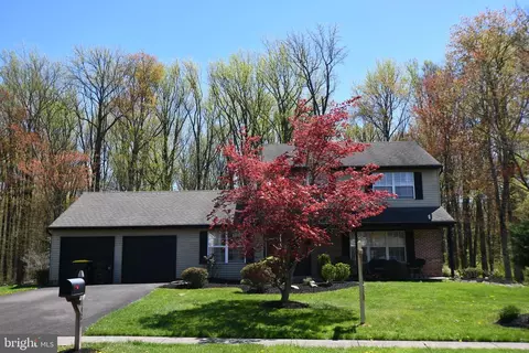 1420 Woodview Rd, Yardley, PA 19067