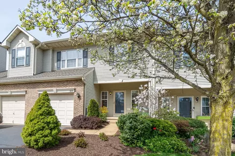 315 Fieldstone Dr, New Hope, PA 18938
