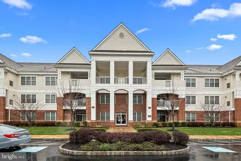 5323 Meridian Blvd, Warrington, PA 18976