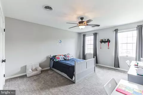 Bedroom - 1663 N Ash Cir, Jamison, PA 18929 photo 4 of 7