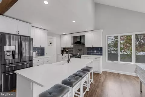 Kitchen - 1663 N Ash Cir, Jamison, PA 18929 photo 1 of 3