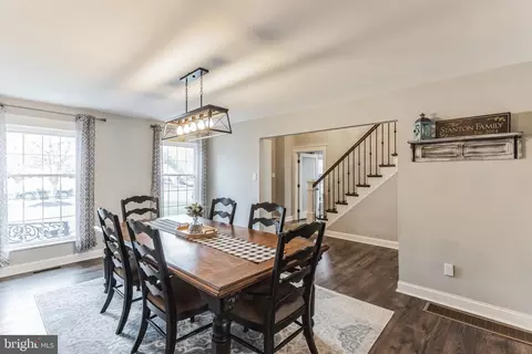Dining - 1663 N Ash Cir, Jamison, PA 18929 photo 2 of 4