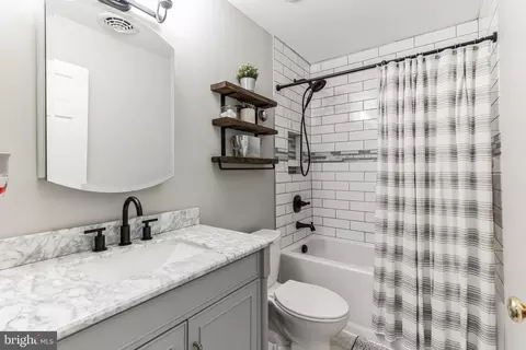Bath - 1663 N Ash Cir, Jamison, PA 18929 photo 4 of 5