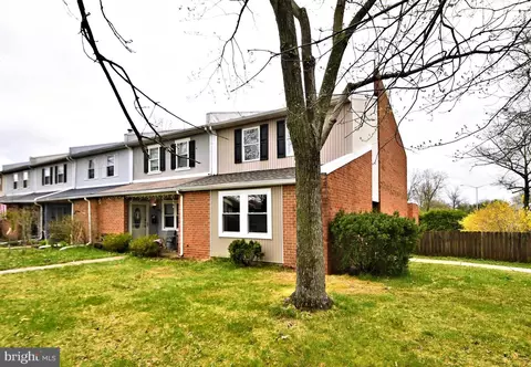 151 Forsythia Ct, Quakertown, PA 18951