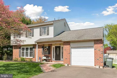 9 Roland Ave, Feasterville Trevose, PA 19053