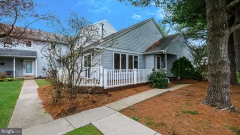 127 Tartan Ter, Chalfont, PA 18914