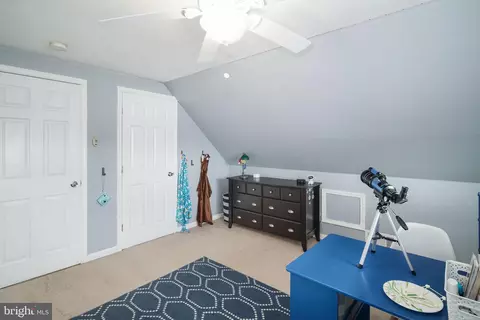 Bedroom - 5 Candytuft Rd, Levittown, PA 19057 photo 7 of 7