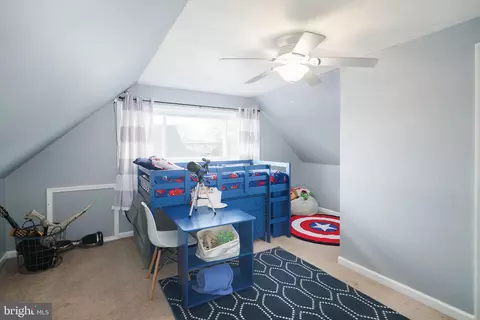 Bedroom - 5 Candytuft Rd, Levittown, PA 19057 photo 6 of 7