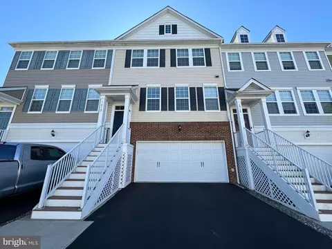 1712 Beacon Ln, Warrington, PA 18976