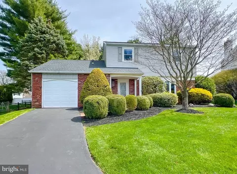 109 Grant Dr, Holland, PA 18966