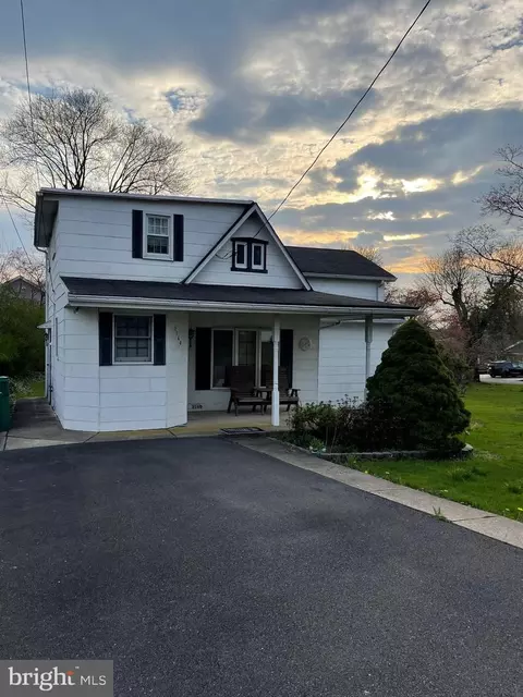 2160 Green Ave, Bensalem, PA 19020