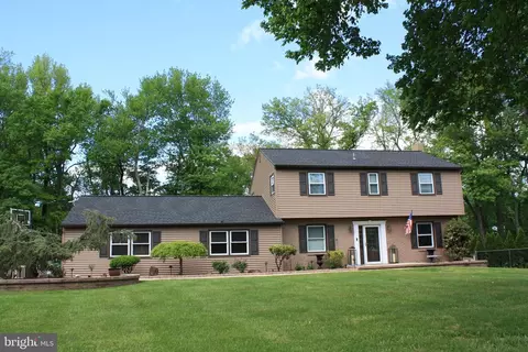 21 S Homestead Dr, Yardley, PA 19067