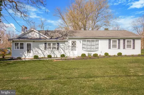 551 E Callowhill St, Perkasie, PA 18944