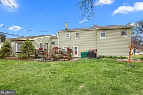 Exterior - 9 Patrick Ln, Yardley, PA 19067 photo 8 of 10