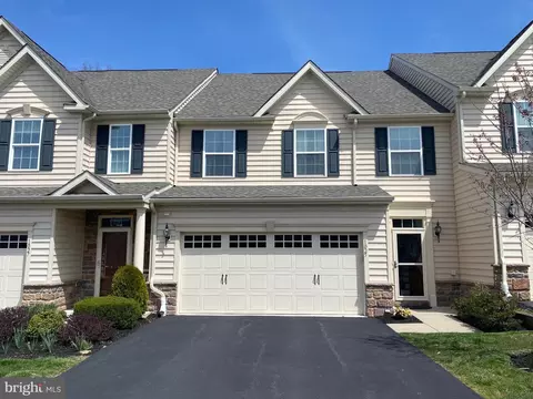 1025 Arbour Ln, Quakertown, PA 18951