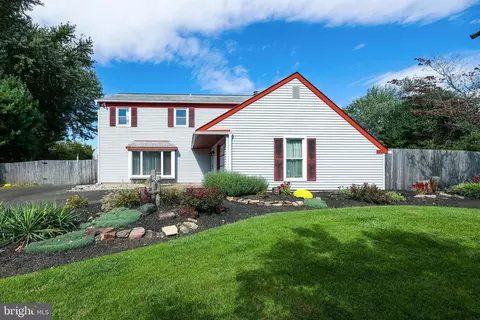 100 Deborah Rd, Richboro, PA 18954