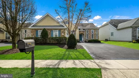 1218 Scott Pl, Warwick, PA 18974