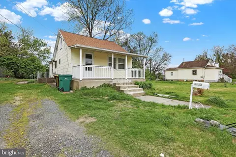 1111 Whittier Ave, Bensalem, PA 19020