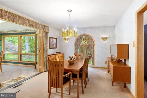 29 Deer Path Rd, Doylestown, PA 18901 photo 12