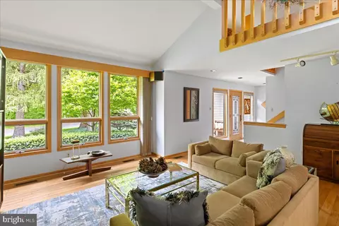 29 Deer Path Rd, Doylestown, PA 18901 photo 10