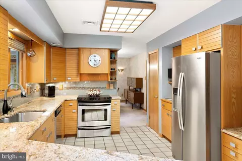 29 Deer Path Rd, Doylestown, PA 18901 photo 20