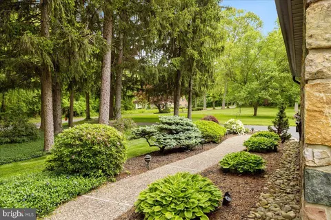 29 Deer Path Rd, Doylestown, PA 18901 photo 5