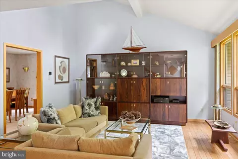 29 Deer Path Rd, Doylestown, PA 18901 photo 8