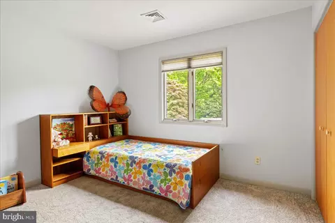 29 Deer Path Rd, Doylestown, PA 18901 photo 32