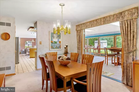 29 Deer Path Rd, Doylestown, PA 18901 photo 13