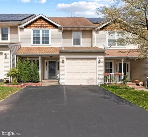 31 Cottonwood, Southampton, PA 18966