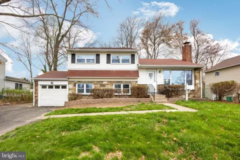46 Henry Ave, Warminster, PA 18974