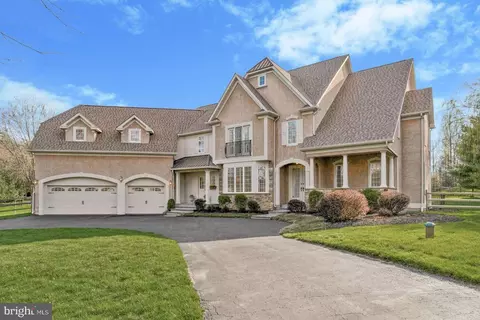 2222 Corson Ln, New Hope, PA 18938