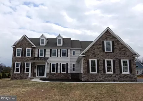 7 Lily Ln, Ivyland, PA 18974
