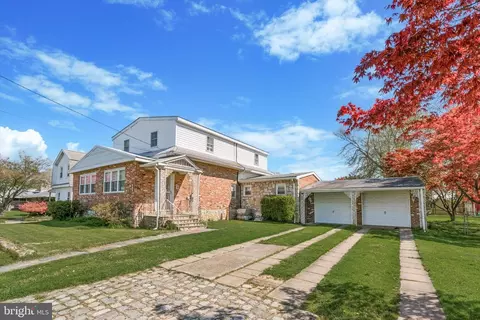 1065 Cedar Ave, Bensalem, PA 19020