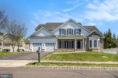 1665 Brentwood Rd, Bensalem, PA 19020