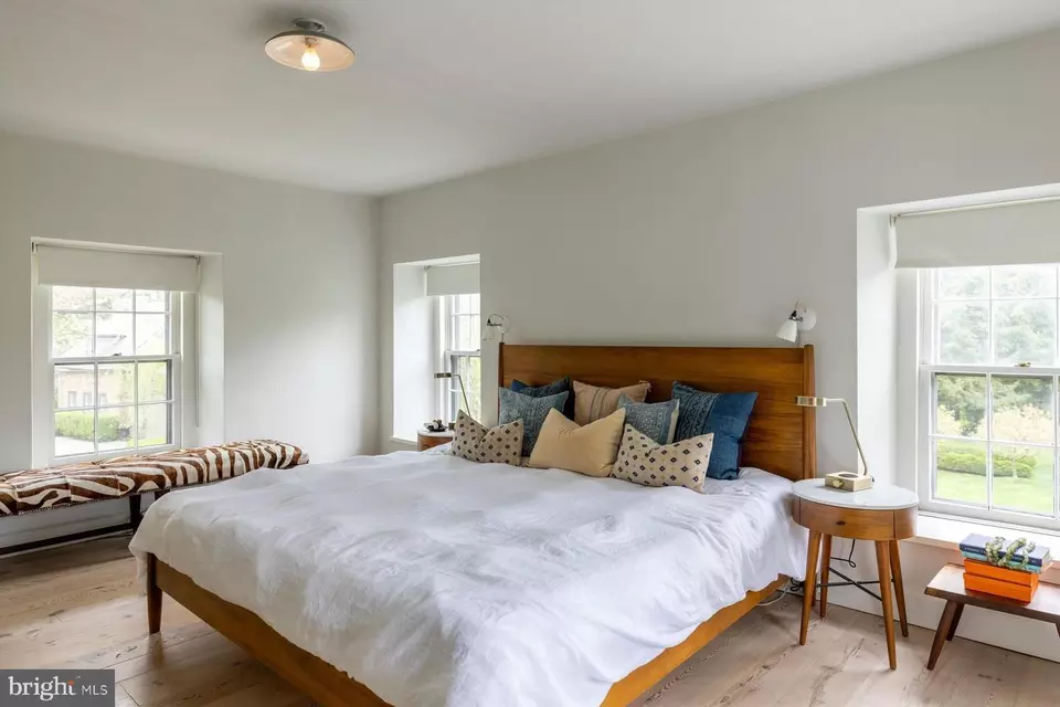 Bedroom - 3539 Holicong Rd, Doylestown, PA 18902 photo 4 of 6