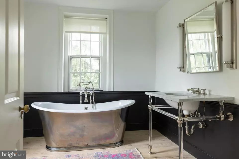 Bath - 3539 Holicong Rd, Doylestown, PA 18902 photo 1 of 3