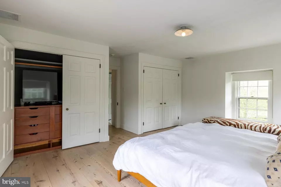 Bedroom - 3539 Holicong Rd, Doylestown, PA 18902 photo 5 of 6