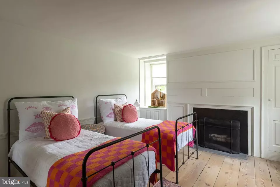 Bedroom - 3539 Holicong Rd, Doylestown, PA 18902 photo 2 of 6