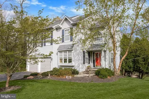 2716 Doe Dr, Jamison, PA 18929