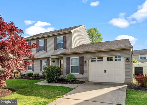 415 Federal Ln, Morrisville, PA 19067