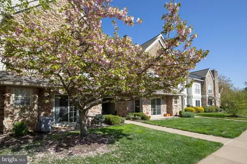 305 Remington Ct, Chalfont, PA 18914