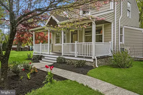 1712 Morris Ln, Washington Crossing, PA 18977